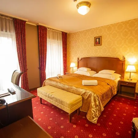 Mozart 4* Szeged