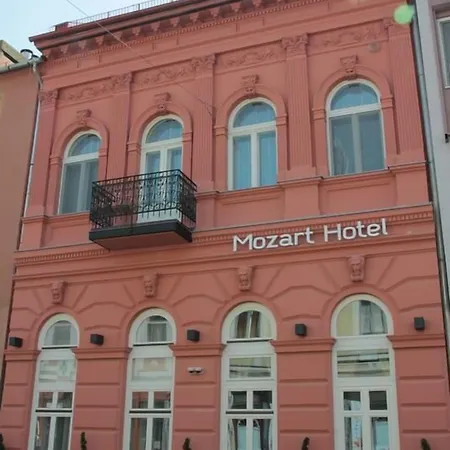 Mozart ホテル