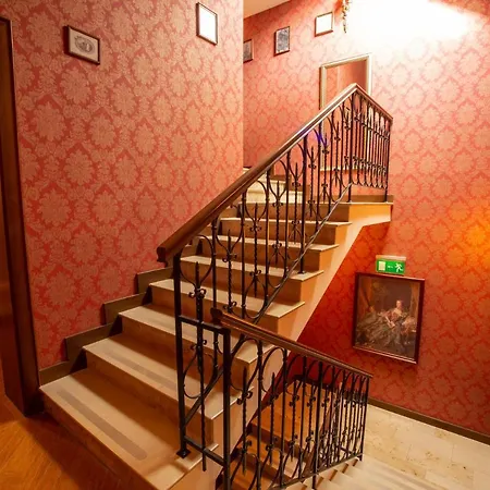 Mozart Отель