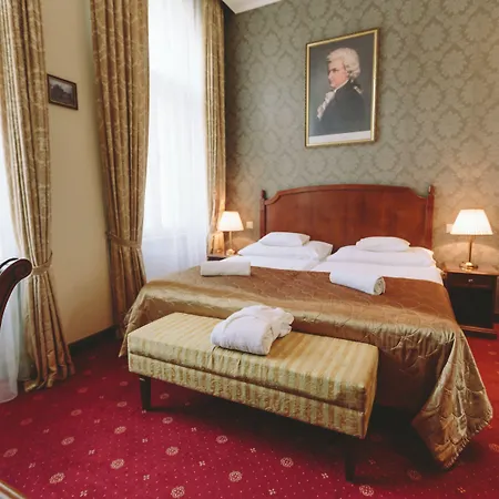 Mozart Hotel 4*