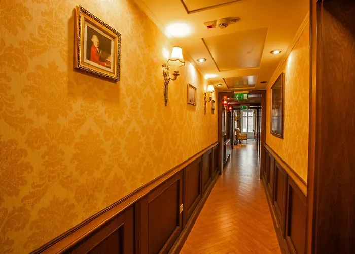 Mozart Hotell Szeged