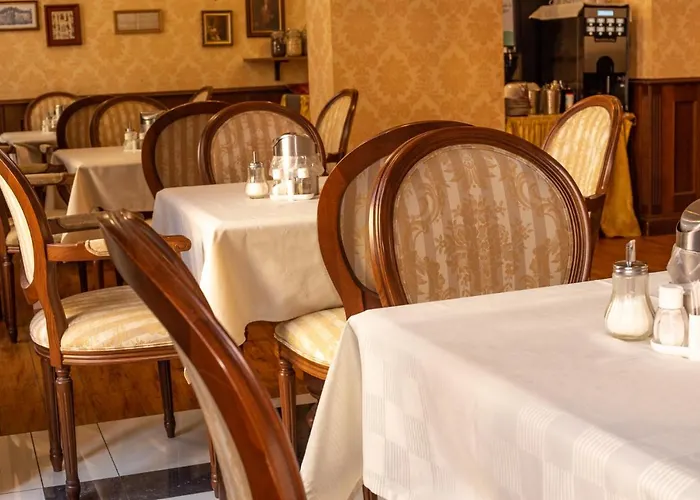 호텔 모차르트 4*