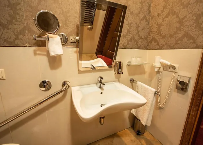 Hotell Mozart 4*
