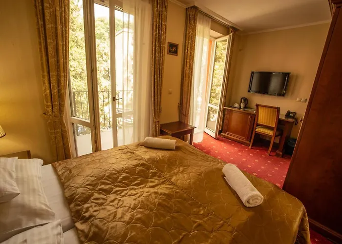 Hotell Mozart 4*