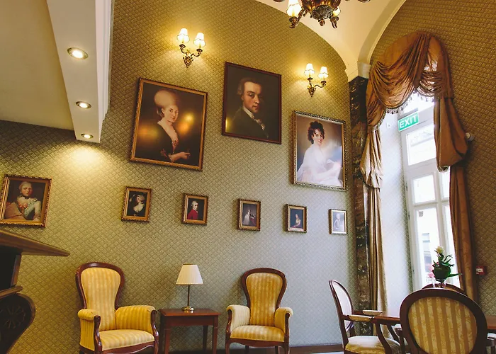 Mozart Hotell 4*